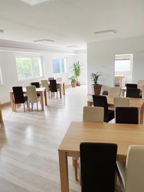 Gaestezimmer Oedenburgerstrasse Pottsching Exteriör bild